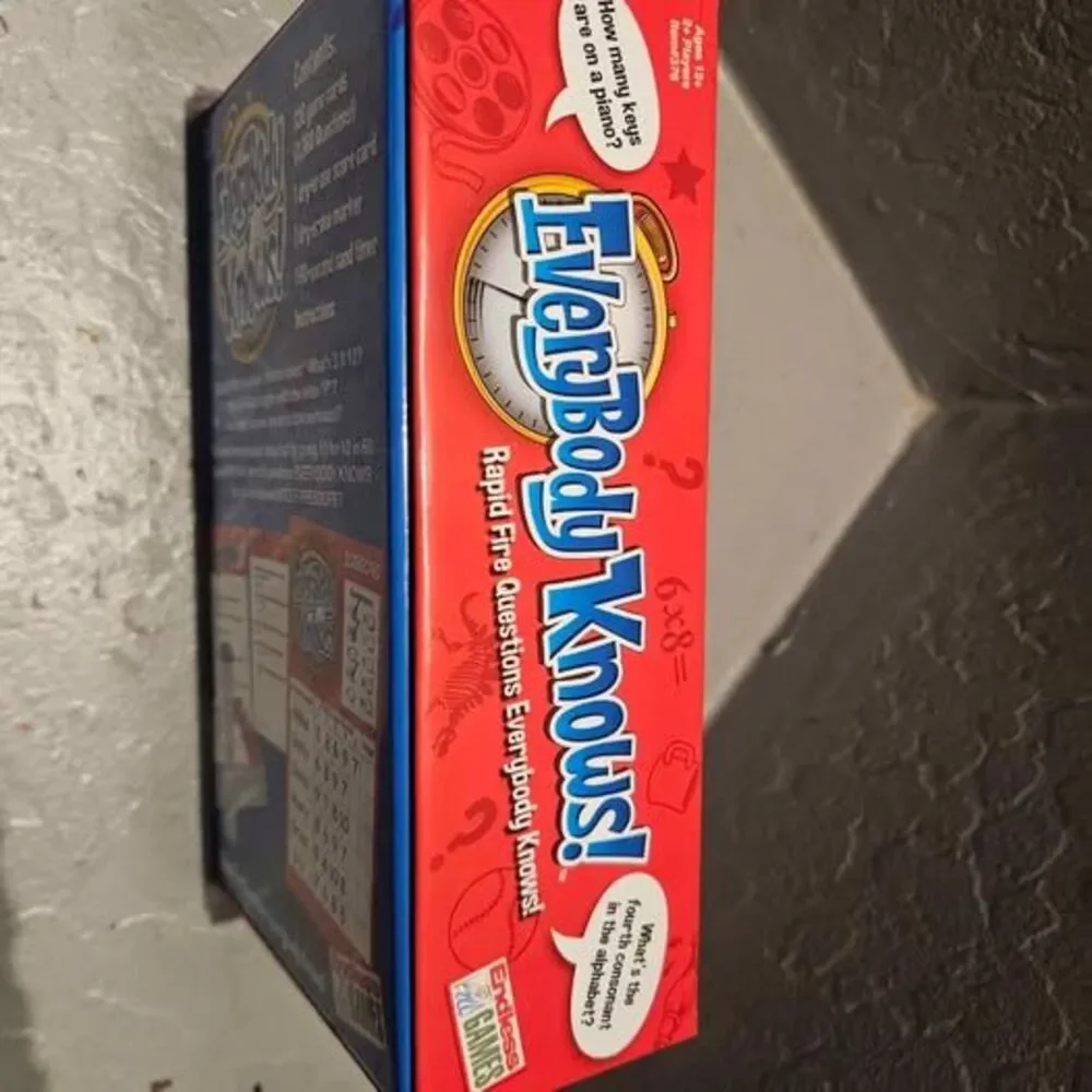 Endless Games Everybody Knows! trivia board game